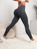 Legging Sem Costura Push Up: Conforto, Estilo e Curvas Perfeitas para Seus Treinos! 🍑✨